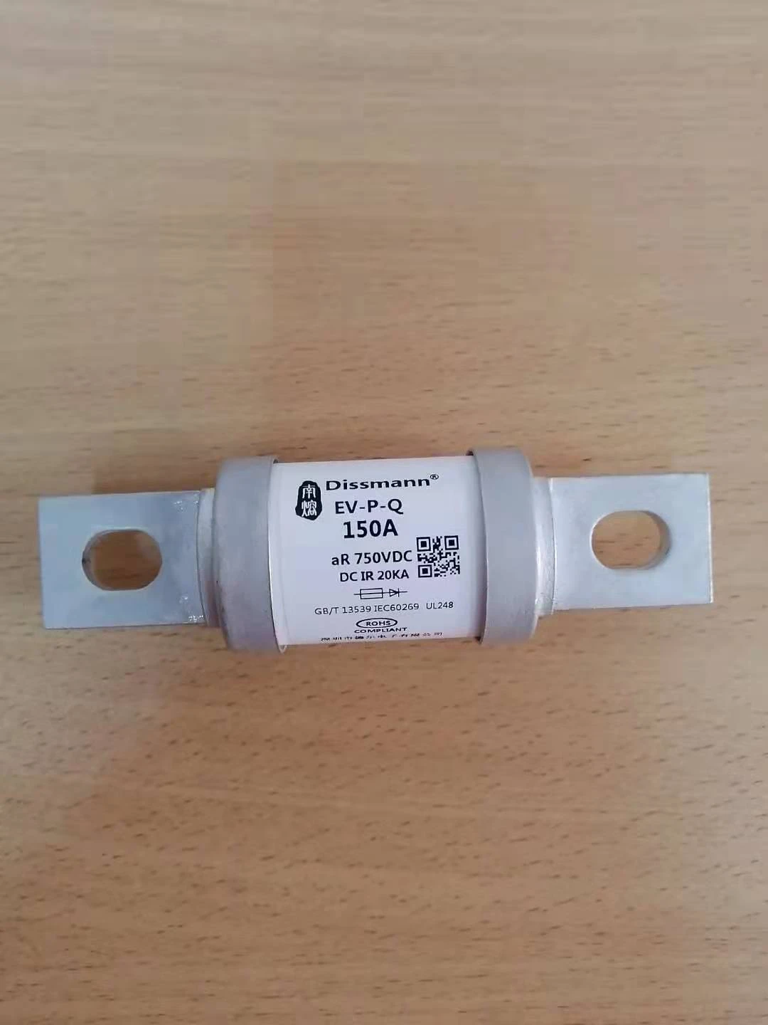 Les interrupteurs automatiques peuvent-ils remplacer complètement les fusible...